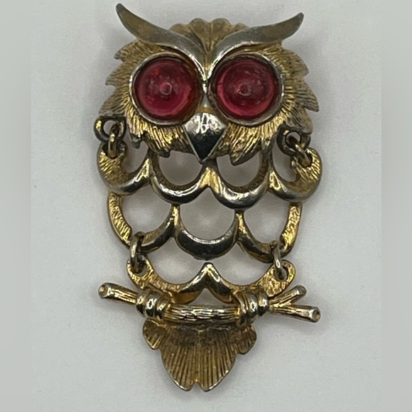 Vintage Articulated Owl Brooch with Red Glass Eyes – Gold Tone - Picture 1 of 4